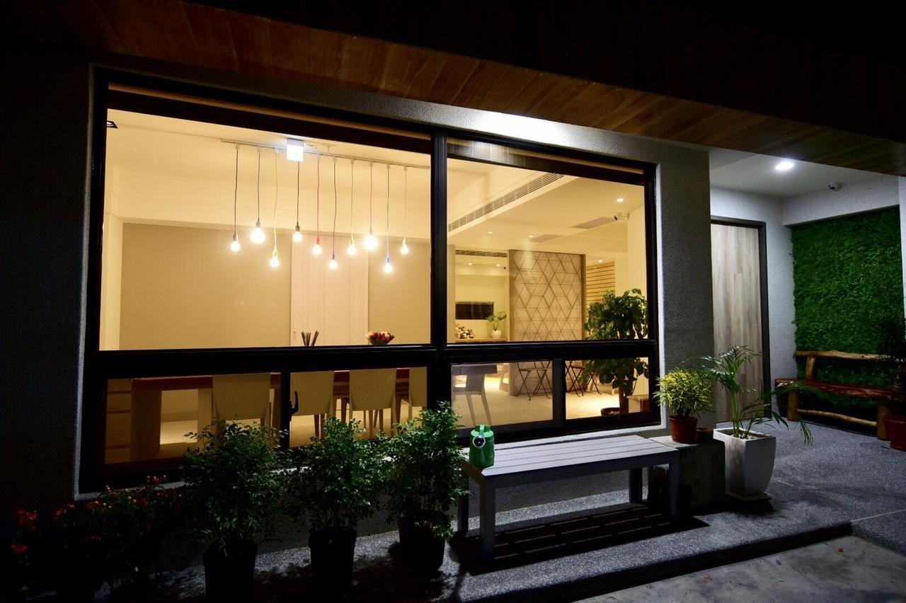 Sakagami Hotel Tainan Exterior photo